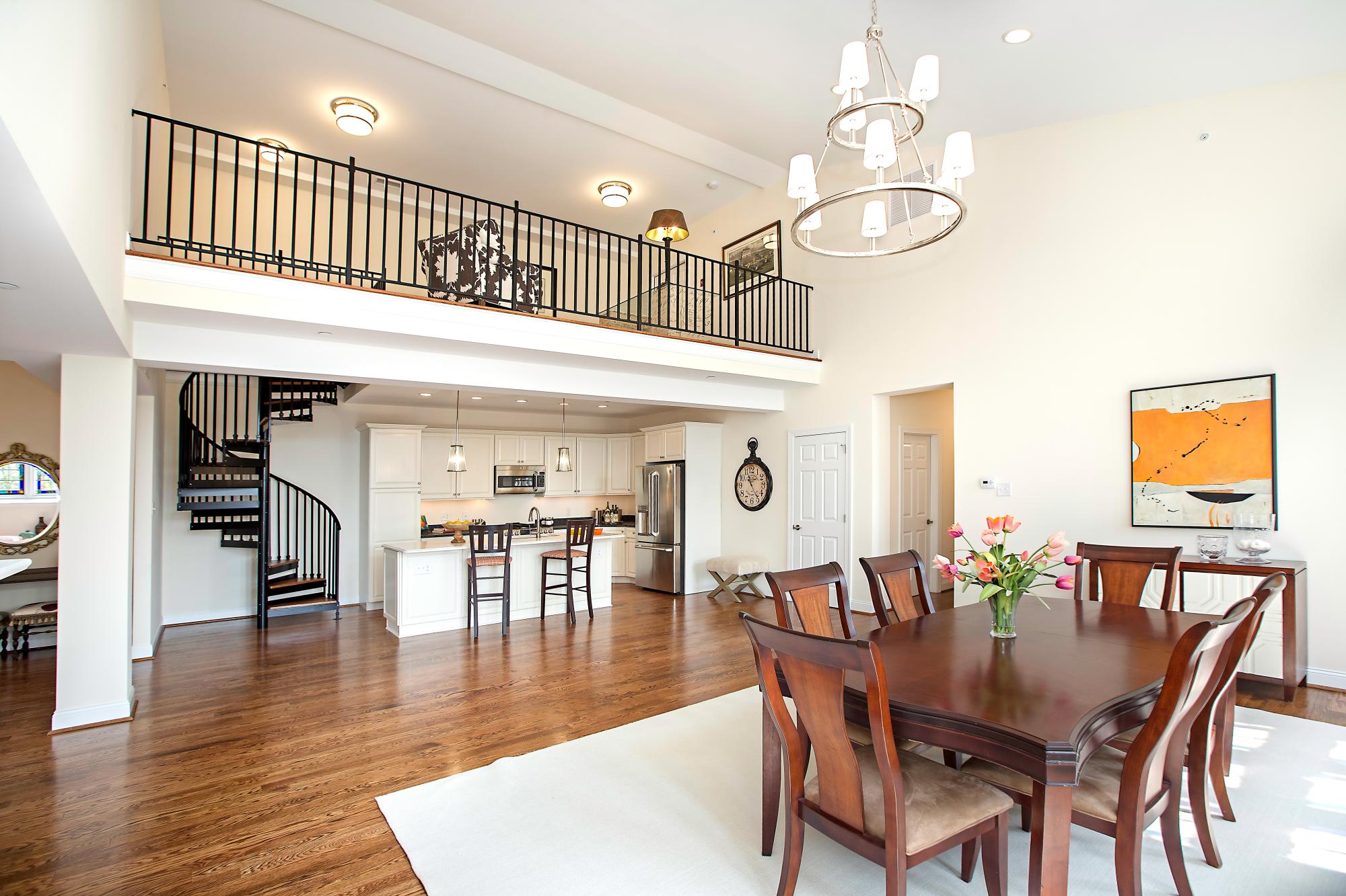 BBAR9353DiningKitchenLoft.jpg